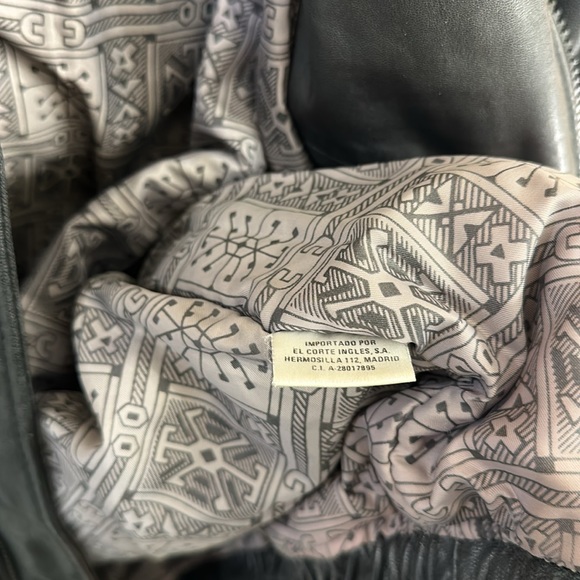 Black Leather Jacket with Brown Lining Size XL - Picture 7 of 15